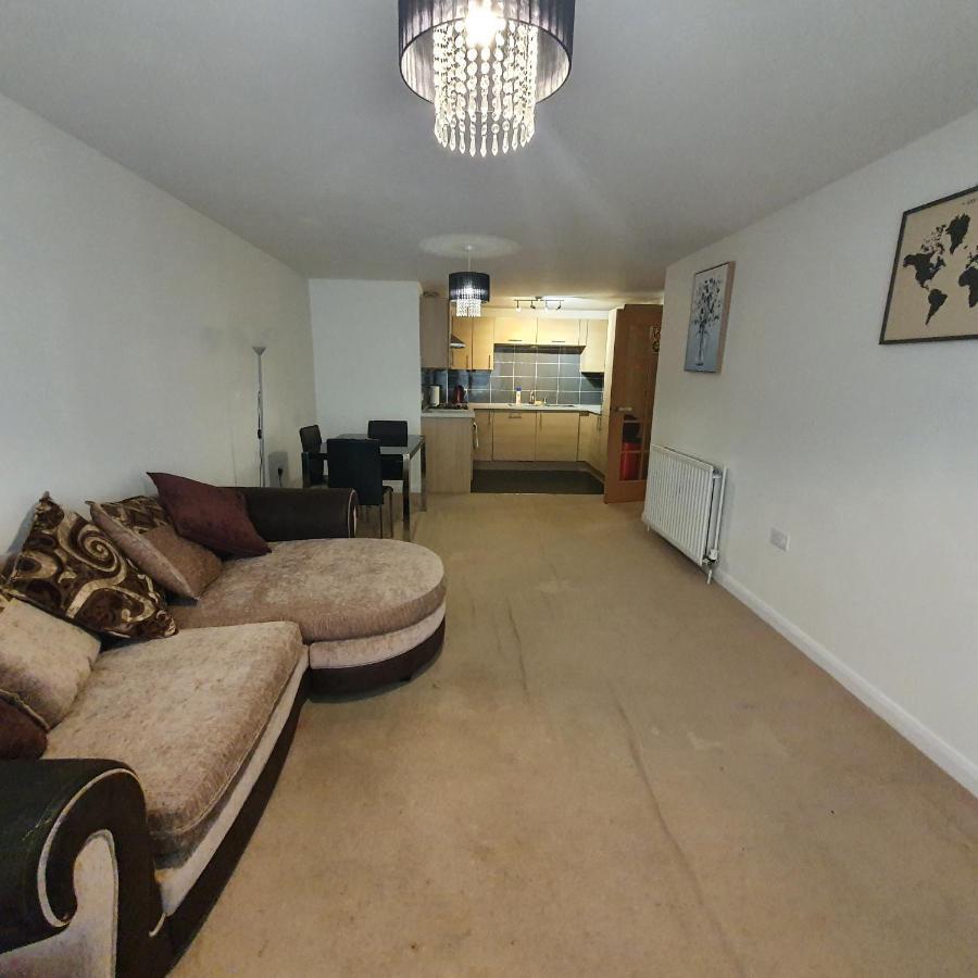 2-Bedroom Back Hilton Area Apartment - Ground Floor, Aberdeen City Center Exteriör bild
